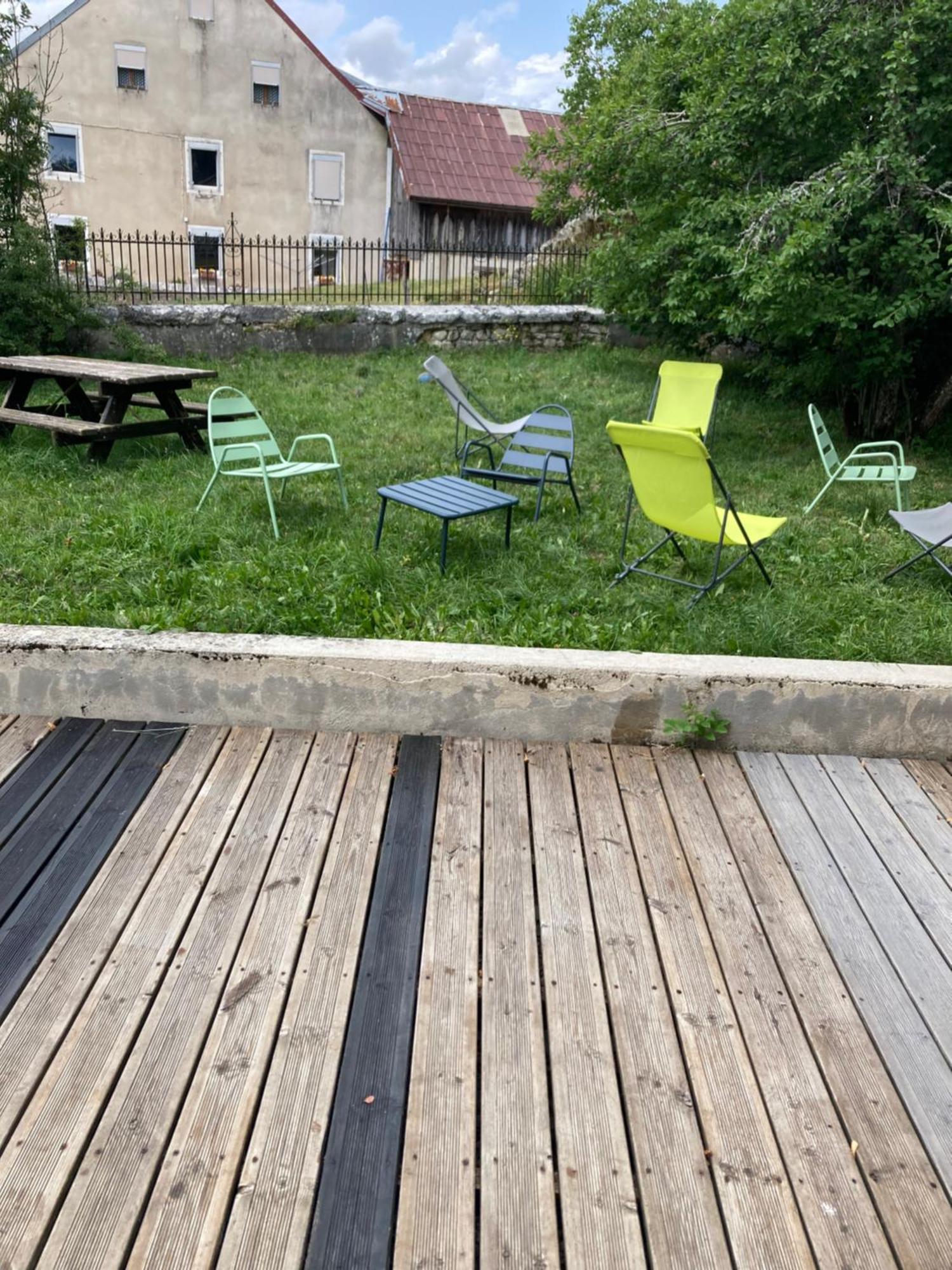 Le Chatelet La Chaux Neuve Bagian luar foto